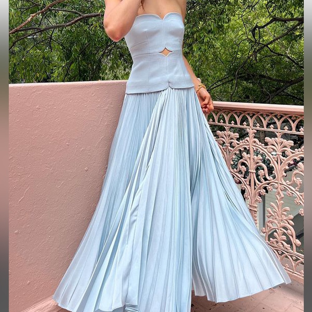 Strapless dress. Great for wedding guest or a rehearsal dinner.